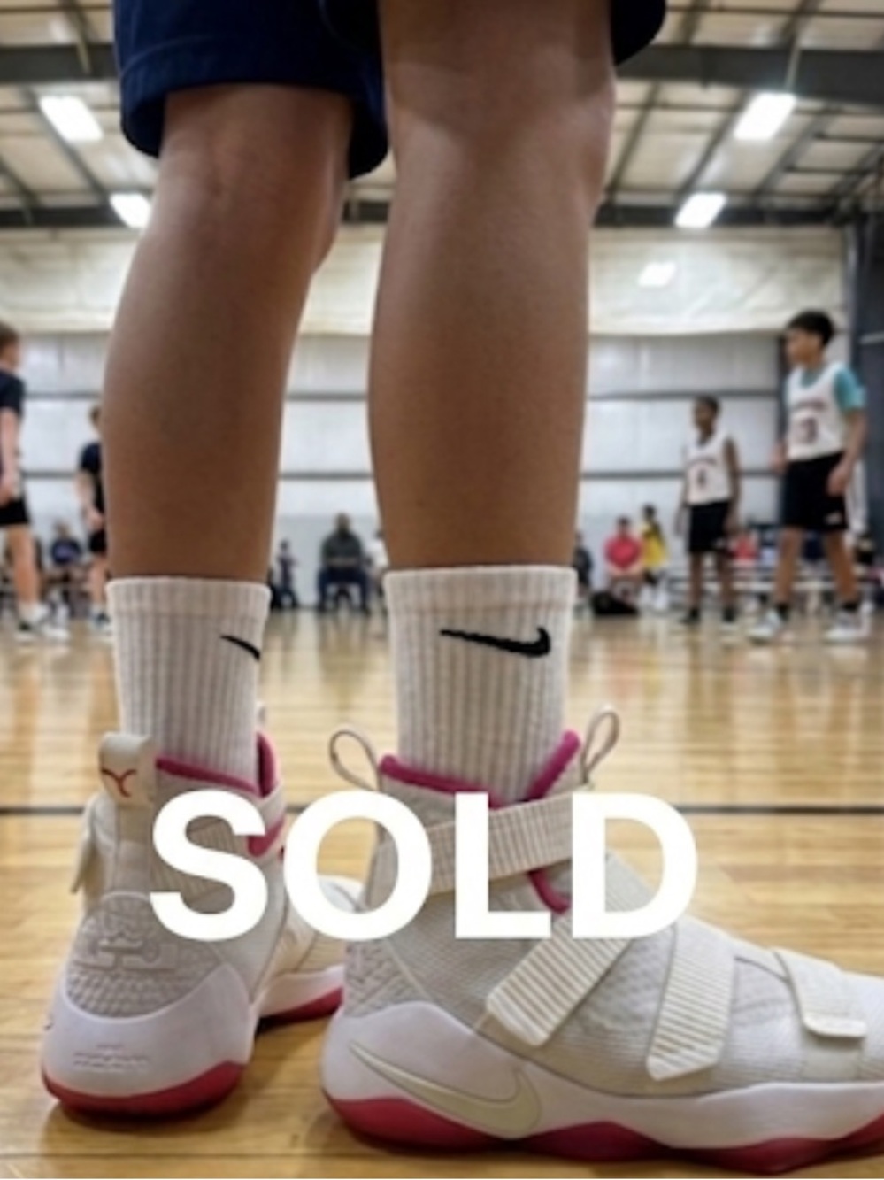 Nike Lebron Soldier breast cancer awareness think pink high top Y5